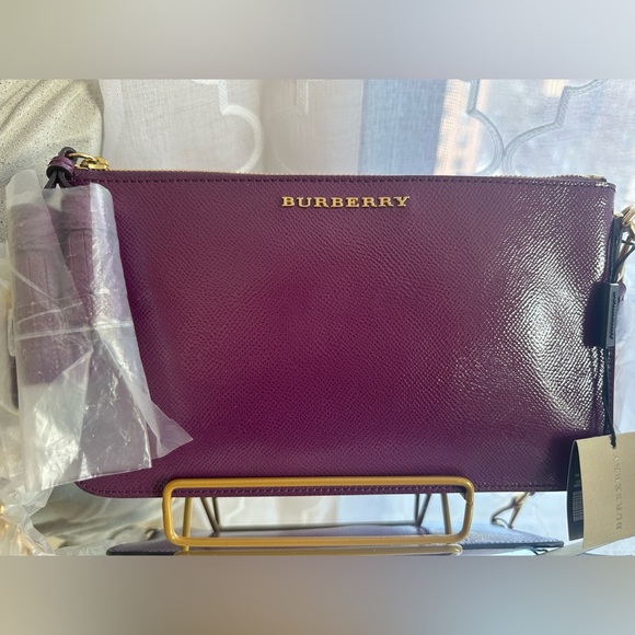 NWT ✨ Burberry Plum Reese D-Ring Chain Strap Leather Crossbody - Picture 1 of 9